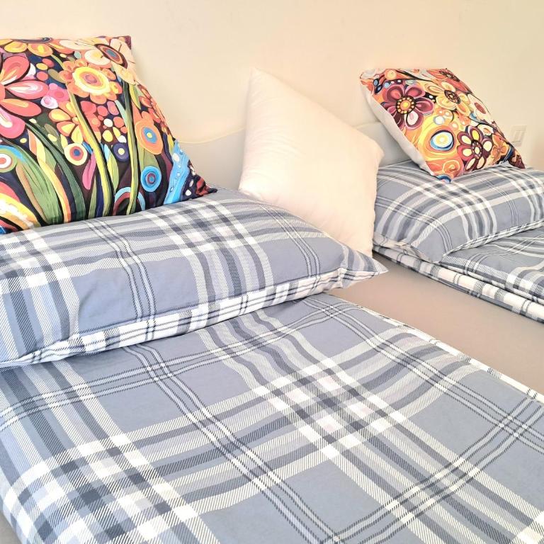 Tolle Economy Stay - Camera Matrimoniale/Doppia con Letti Singoli con Bagno in Comune - 11