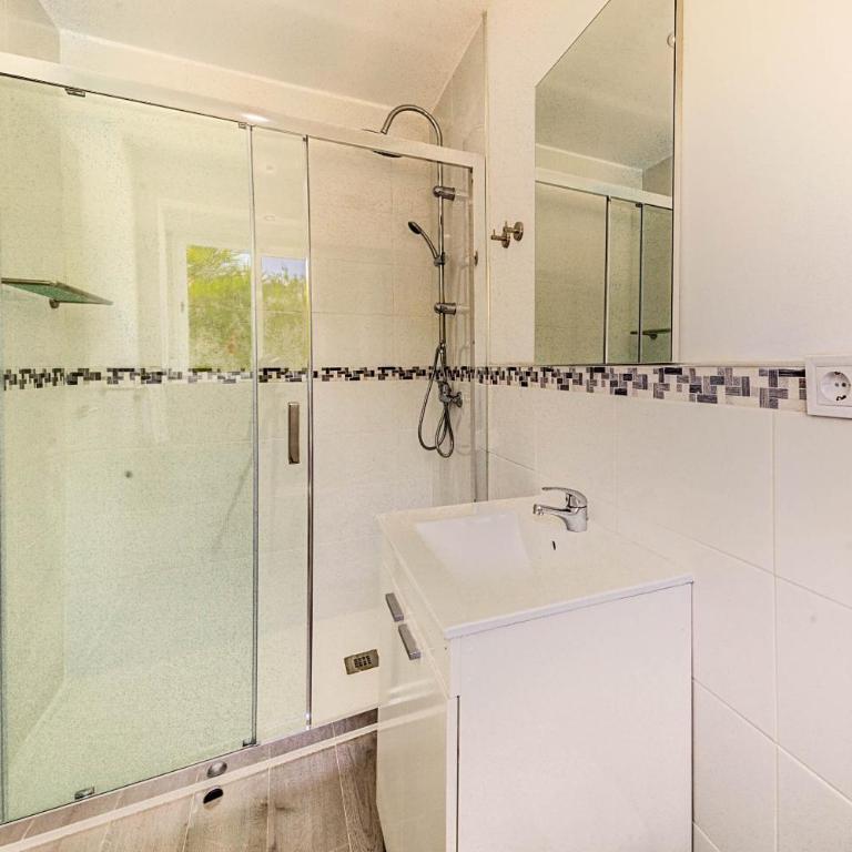 Beach Villa Ribot I by Sealand Villas - Casa de 3 dormitorios - 2