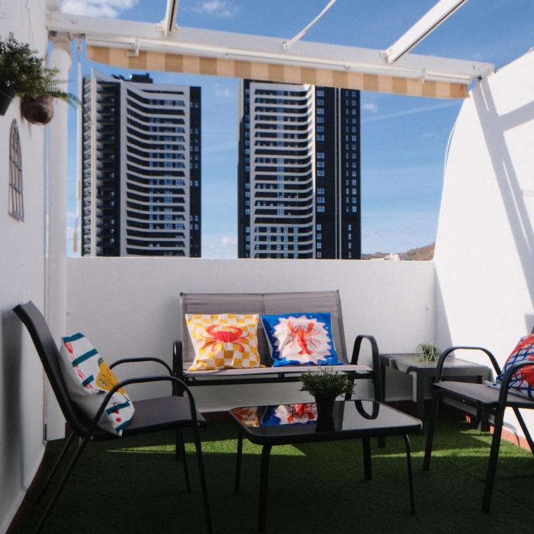 PENTHOUSE CITY CENTER PRIVATE TERRACE Wifi - Two-Bedroom Apartment - 7