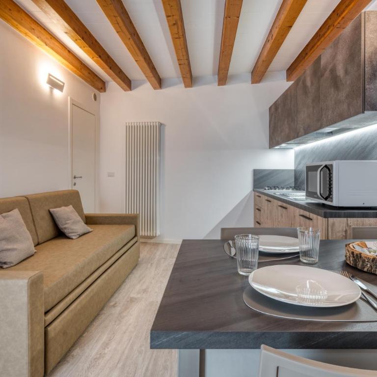 Domus Al Concilio - Two-Bedroom Apartment - 9