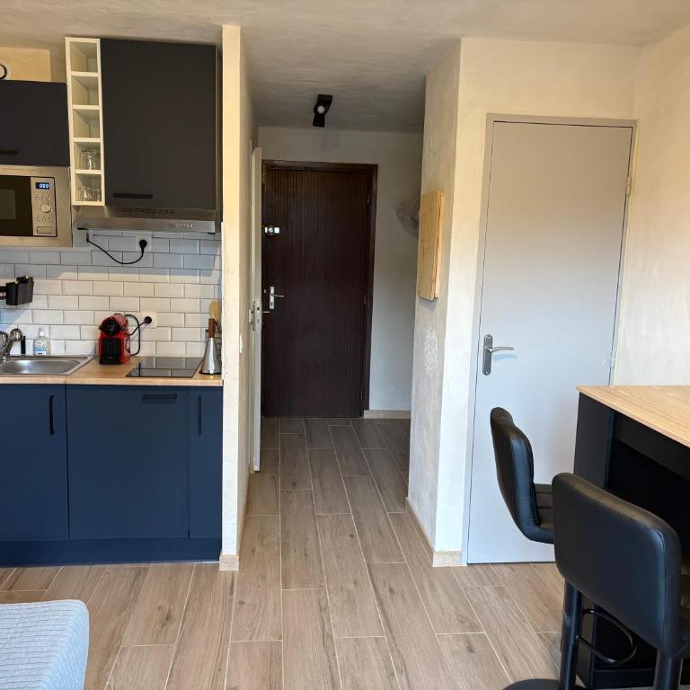 Studio 2 personnes situation idéal a Sallanches 74400 - Appartement 1 Chambre - 6