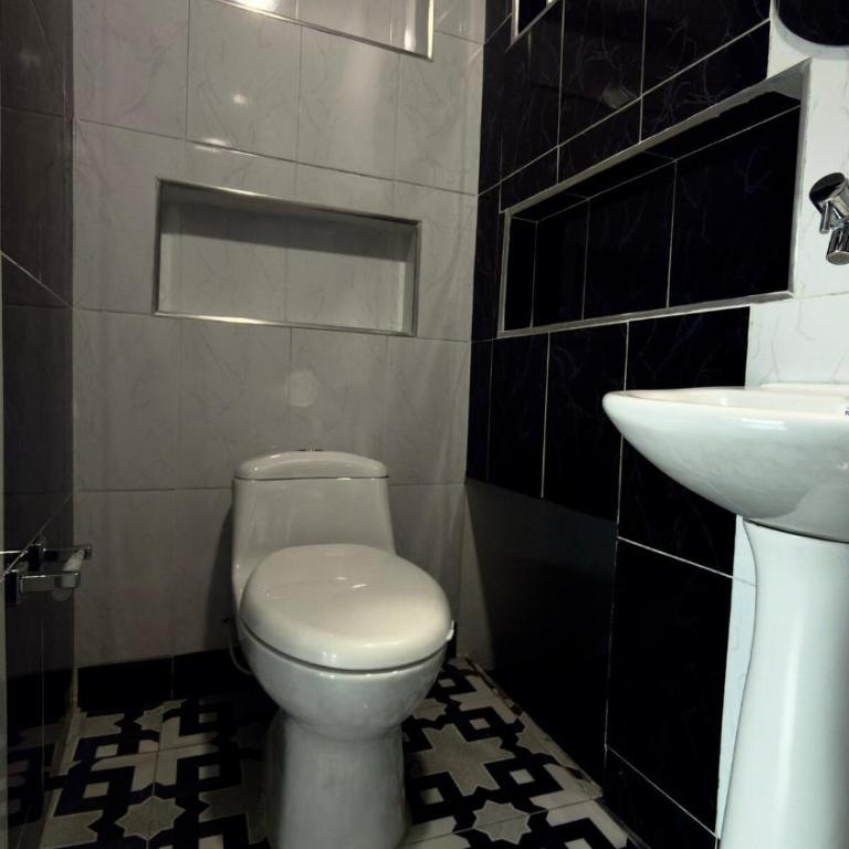 Apartamento moderno y tranquilo de 2 dormitorios en El Restrepo, con WiFi y parking - Apartamento de 1 dormitorio - 2