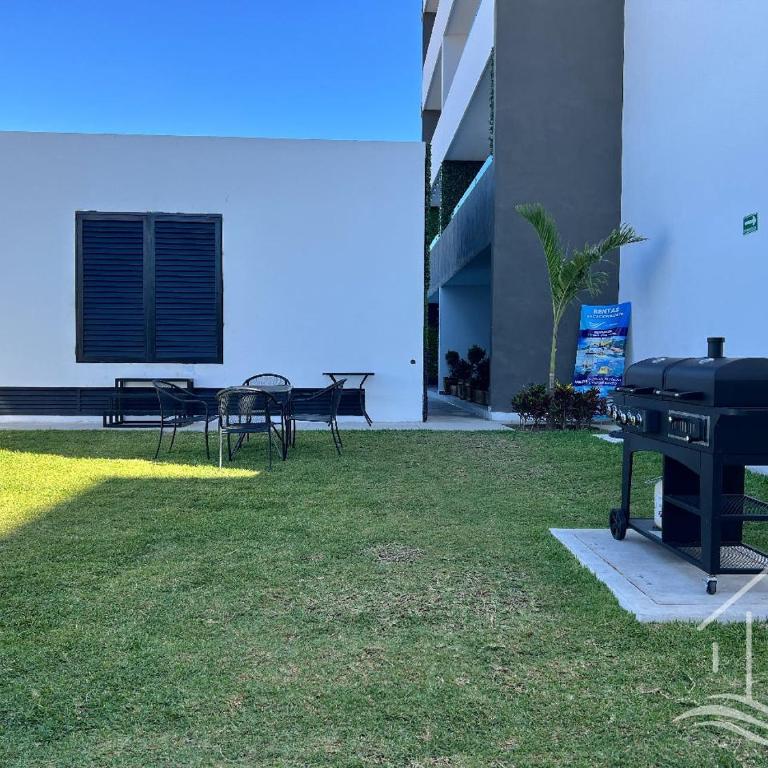 New-Promo-2 Queen Beds-Near Beach-Poolside-Sleep 6 - Two-Bedroom Apartment - 30