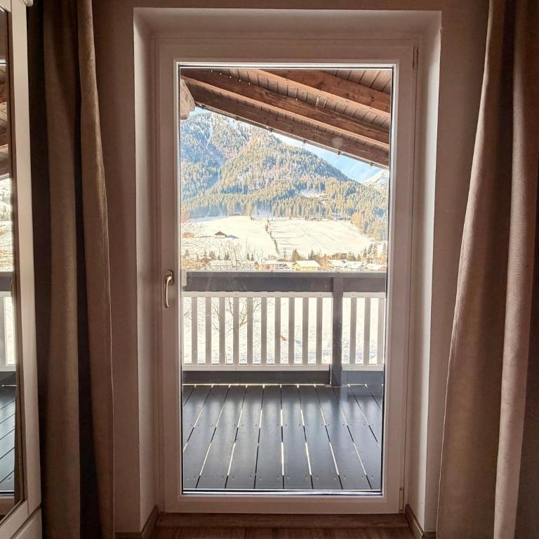 Boutique Hotel Alpenhof - Dreibettzimmer mit Balkon und Bergblick - 6