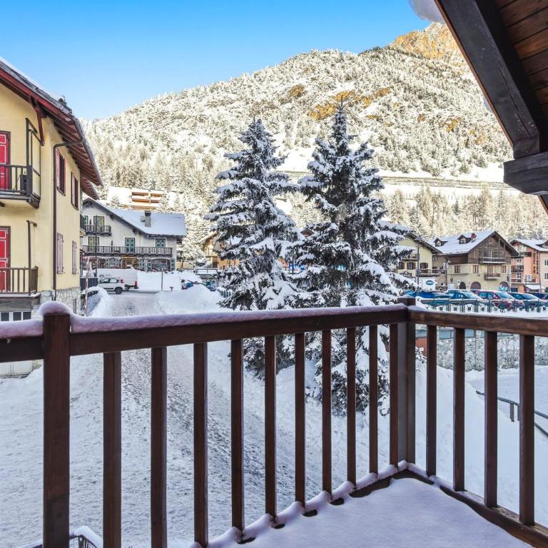 Hostdomus - Chalet Claviere - Appartement 3 Chambres - 39