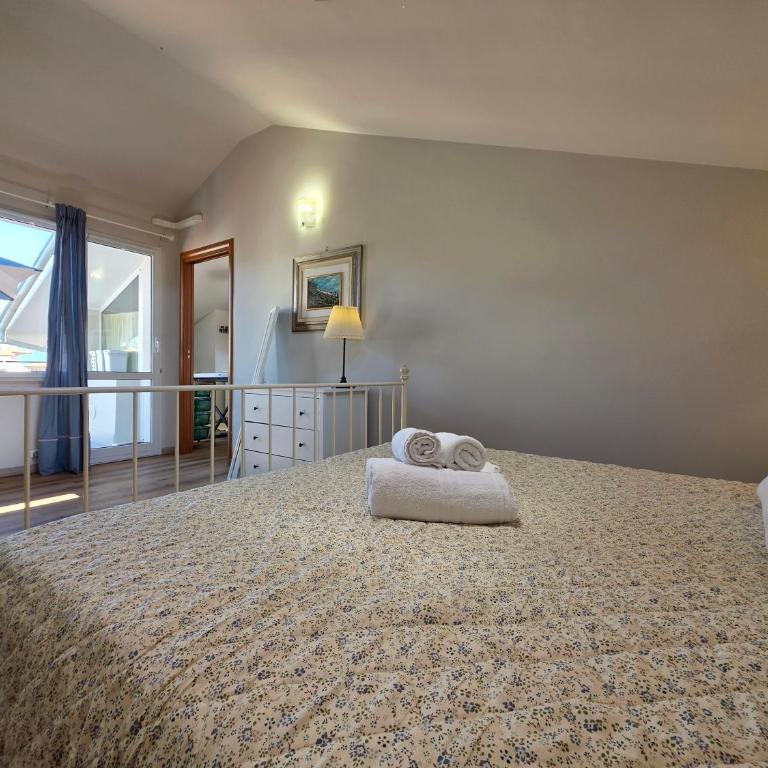 New Design Flat wITH AC, Wi-Fi & Terrace - Appartamento con 1 Camera da Letto e Terrazza - 17