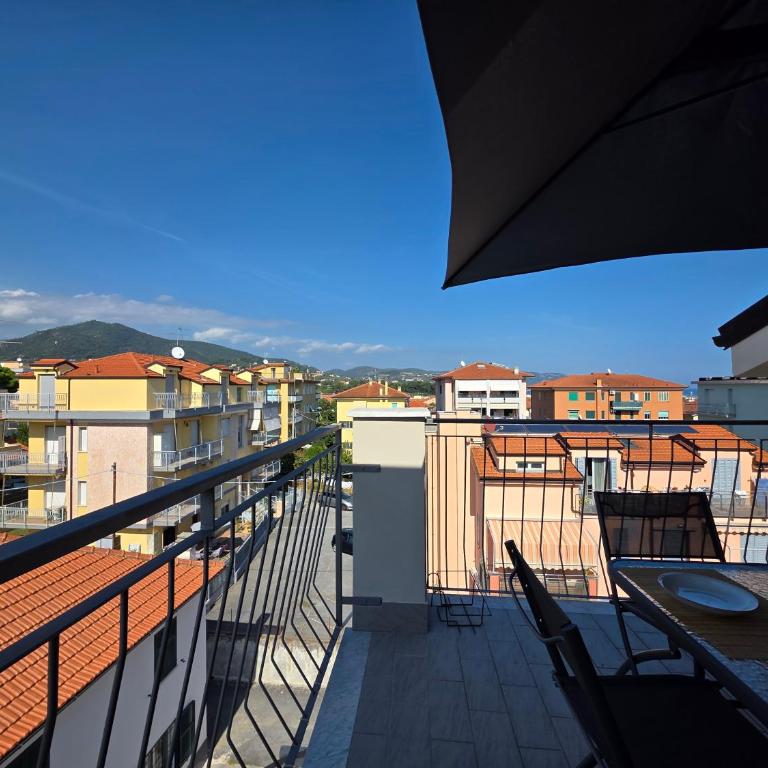 New Design Flat wITH AC, Wi-Fi & Terrace - Appartamento con 1 Camera da Letto e Terrazza - 21
