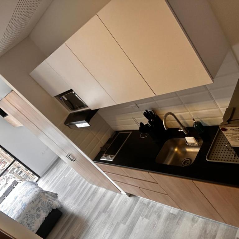 An elegant, stylish modern apartment featuring breathtaking panoramic views - Apartamento de 1 dormitorio - 20