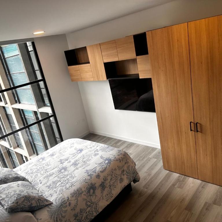An elegant, stylish modern apartment featuring breathtaking panoramic views - Apartamento de 1 dormitorio - 13