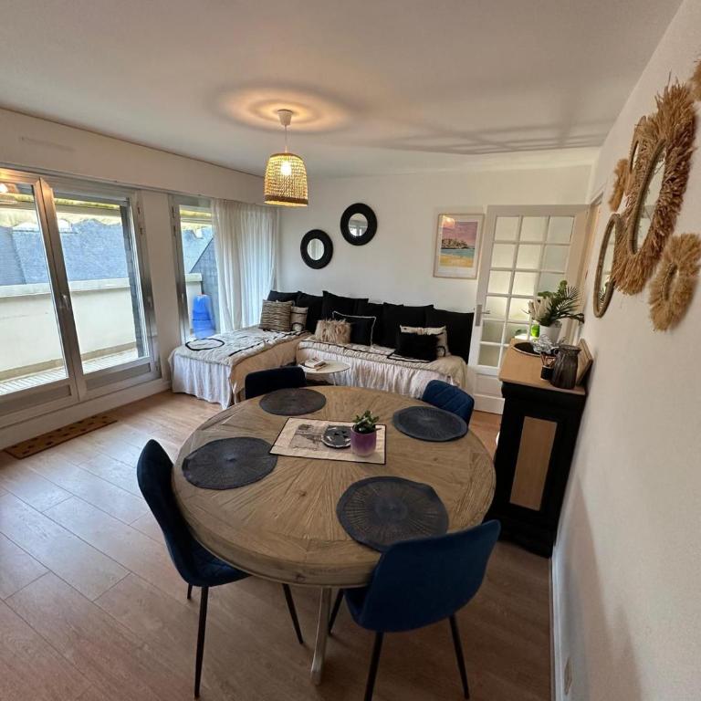 Beau 2 pièces dernier étage avec terrasse - Appartamento con 2 Camere da Letto - 7