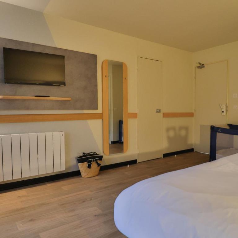 Hotel ibis budget Aix Les Bains - Grésy - Chambre Familiale Standard - 13