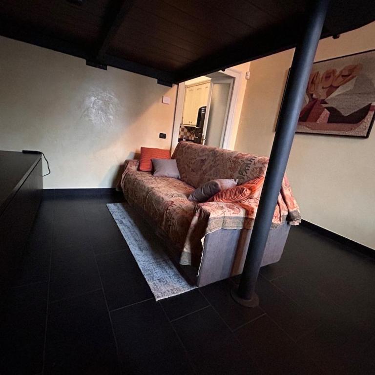 Cozy apartment near Dergano metro station - One-Bedroom Apartment - 15