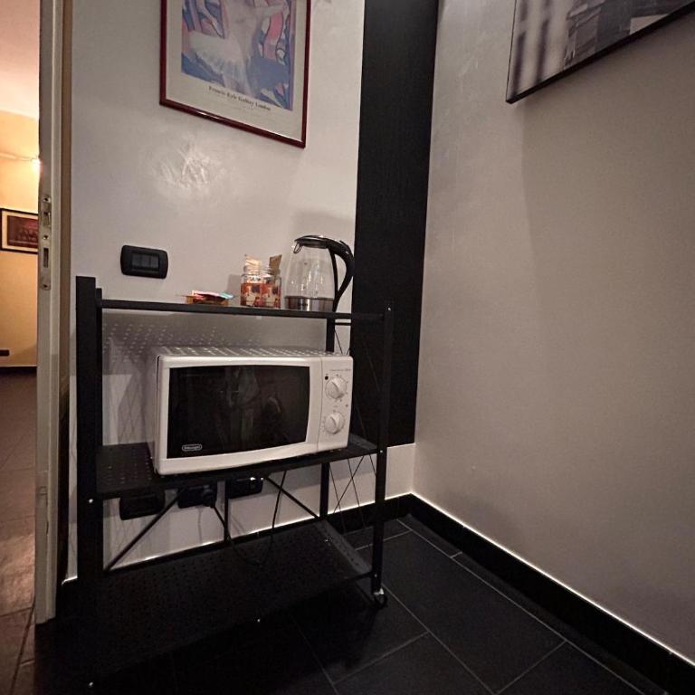 Cozy apartment near Dergano metro station - One-Bedroom Apartment - 18