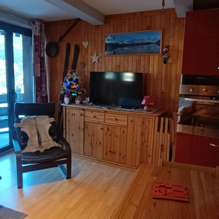 SERRE CHEVALIER Beau T3 balcon vue panoramique expo sud - Appartement 2 Chambres avec Vue sur la Montagne - 8