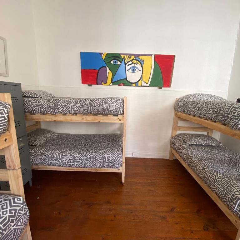 La Mancha Art Hostel - Single Bed in Mixed Dormitory Room - 4