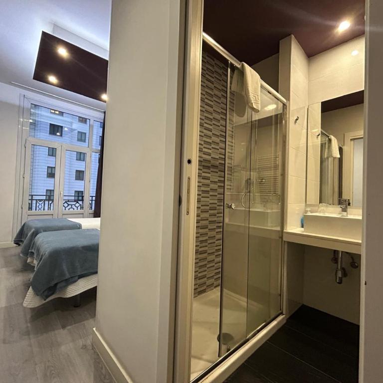 Hostal Buenos Aires Gran Vía Madrid - Twin Room - 8