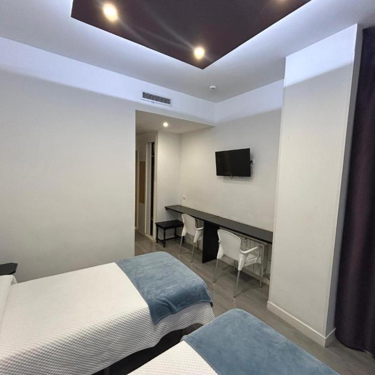 Hostal Buenos Aires Gran Vía Madrid - Twin Room - 13