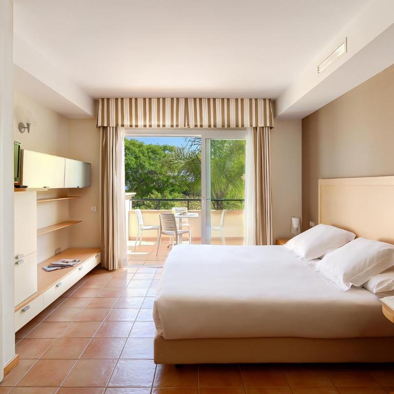 Elviria Hills Living - Estudio Estándar - 2