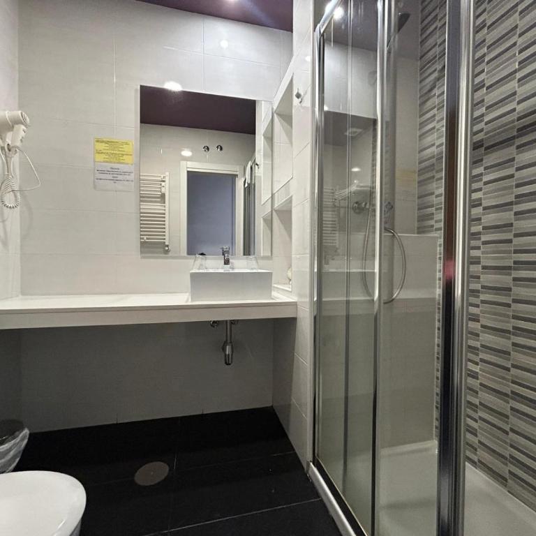 Hostal Buenos Aires Gran Vía Madrid - Double Room - 8