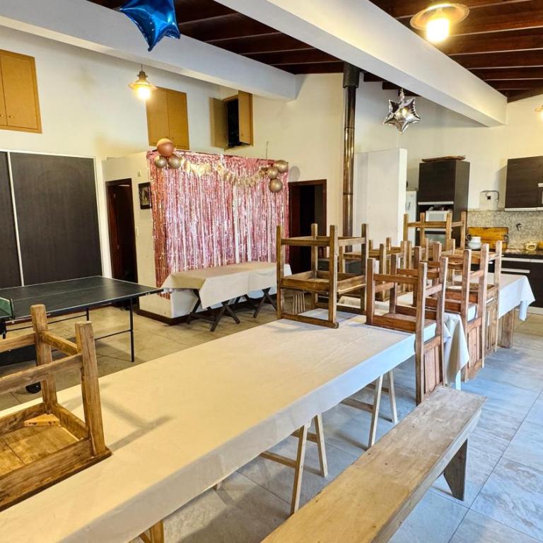 Casa con Pileta, Parrilla y Quincho x9 - Four-Bedroom House - 21