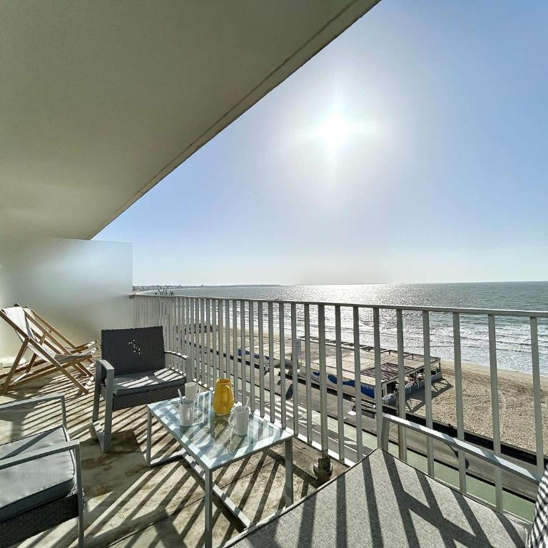 Le Splendid, T3 traversant- Face Mer - LA BAULE - LB530-001 - Apartamento de 2 dormitorios - 3