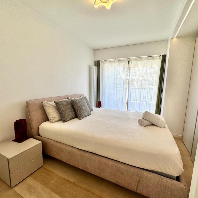 Bright cocoon with quiet terrace - Two-Bedroom Apartment with Terrace - 22