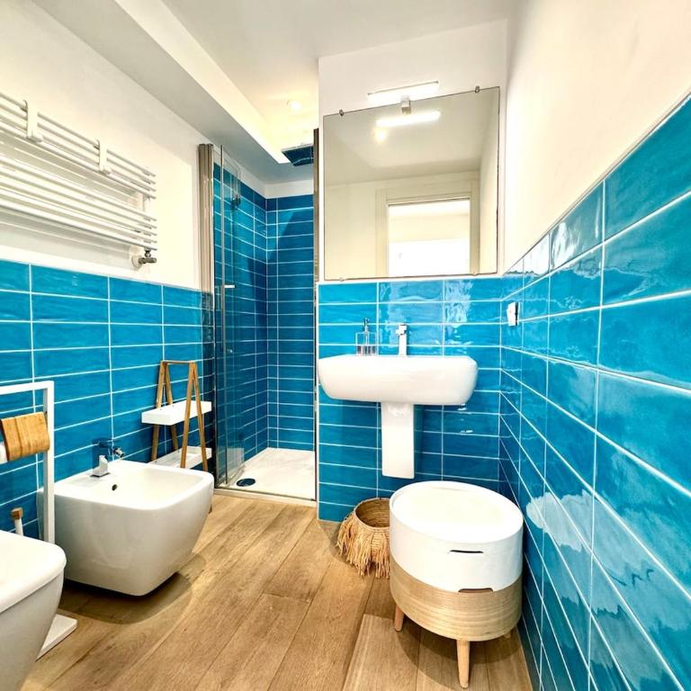 Bright cocoon with quiet terrace - Two-Bedroom Apartment with Terrace - 31