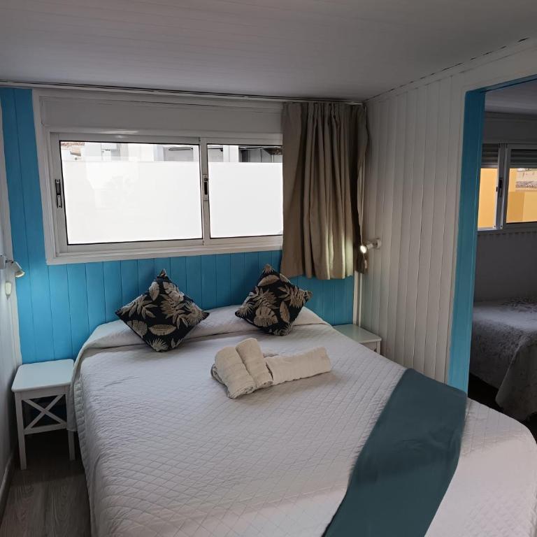 Guadalupe Hostal By Torremolinos On-line - Habitación Doble Superior con terraza - 2