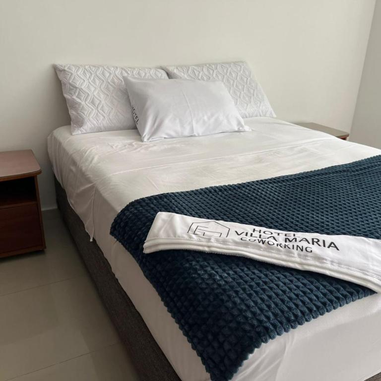 Hotel Villa María Coworking - Double Room with Private External Bathroom - 3