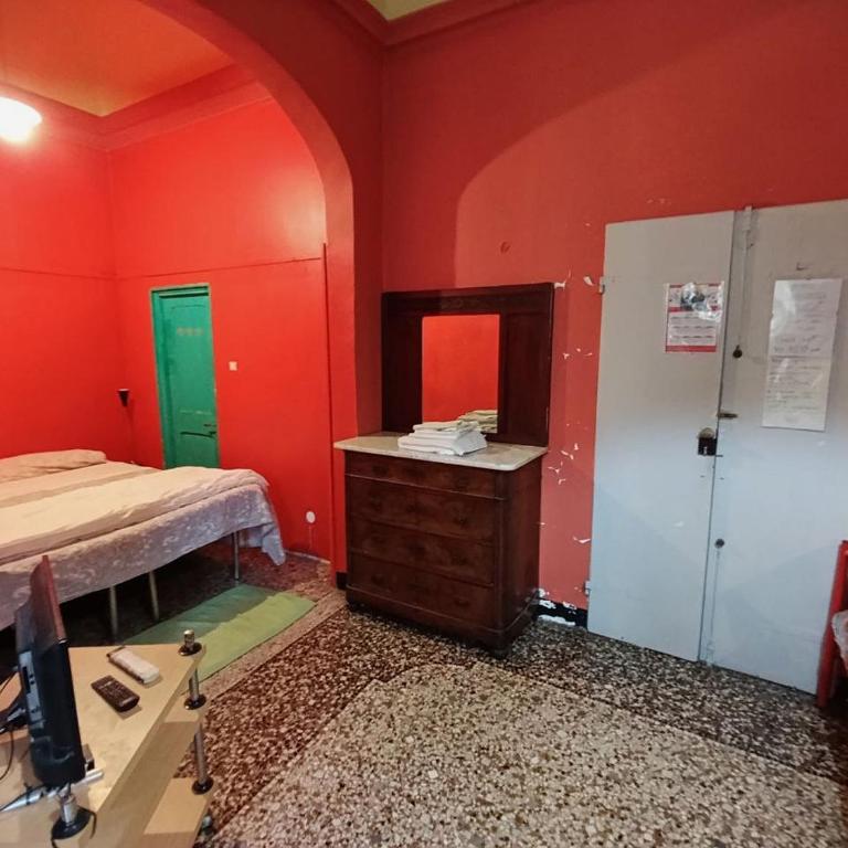 B&B Bandabrisca - Camera Matrimoniale/Doppia con Letti Singoli con Bagno in Comune - 2
