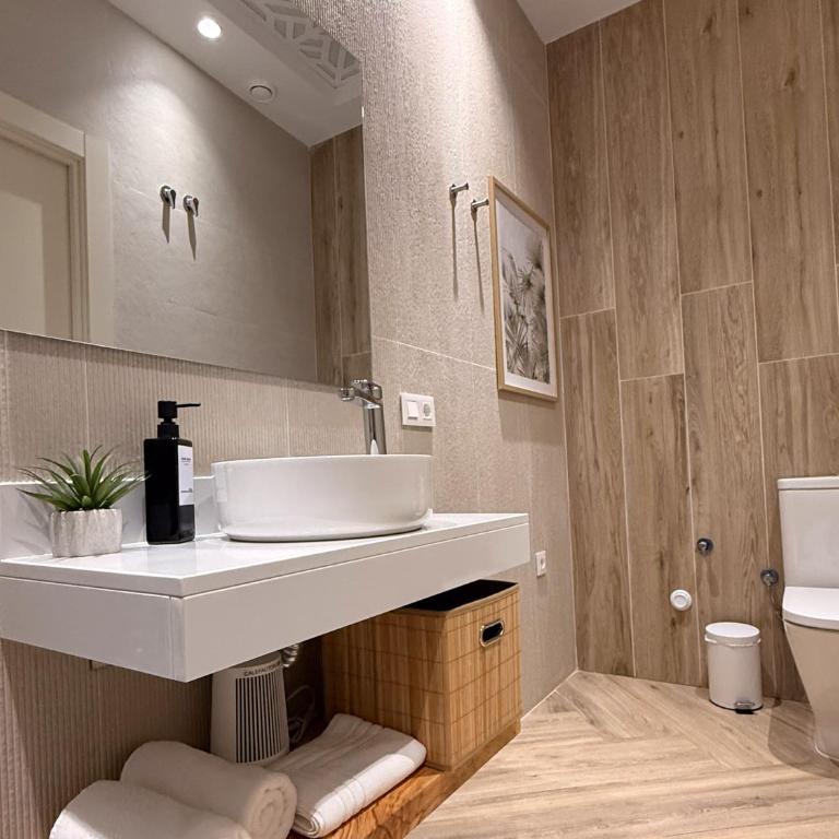 Arcos de Santa Marta - Deluxe One-Bedroom Apartment - 8