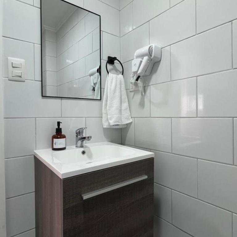 Hostal Puerto Tortuga - Double Room with Private Bathroom - 11