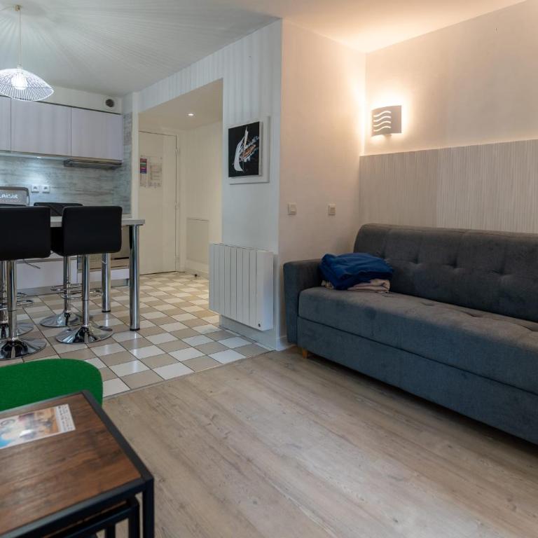 Appt rez de jardin 6 personnes avec piscine tennis et parking gratuit 21 - Apartment - 5