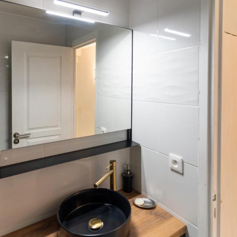 Appt rez de jardin 6 personnes avec piscine tennis et parking gratuit 21 - Apartment - 19