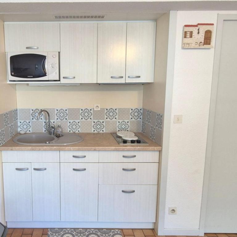 Studio 30m2 4 pers cœur de ville à 2 pas de la mer - Appartement 1 Chambre - 6