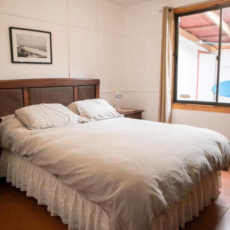 Beach house, cozy and excellent location - Three-Bedroom House - 9