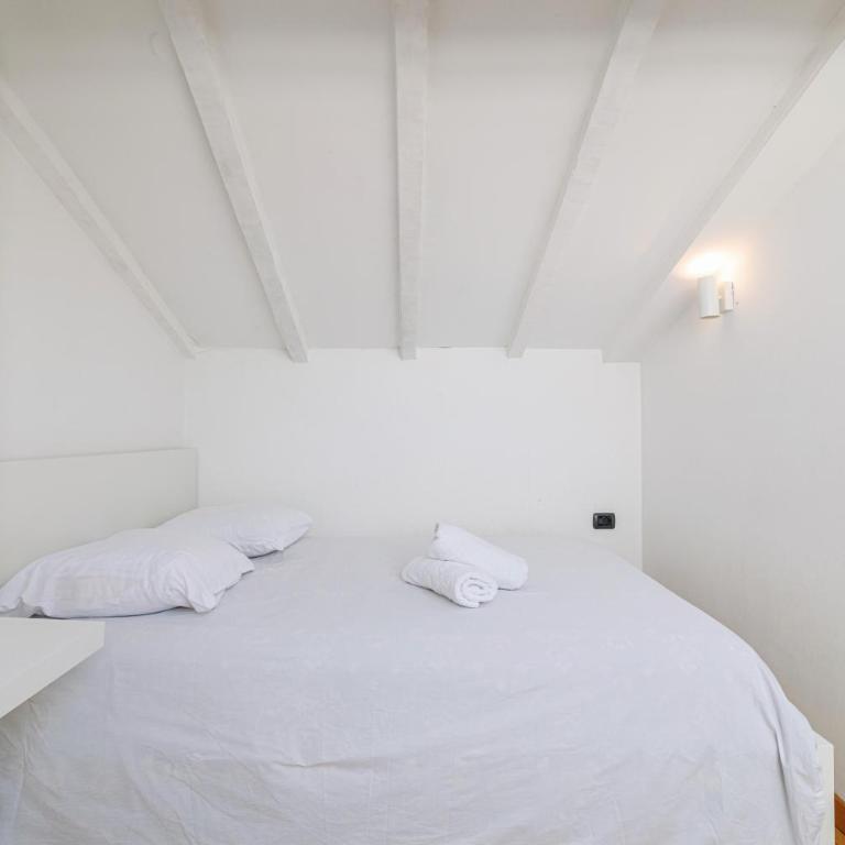 Spacieux duplex - Carré d'or - à 2 min de la mer - Appartement 1 Chambre - 13