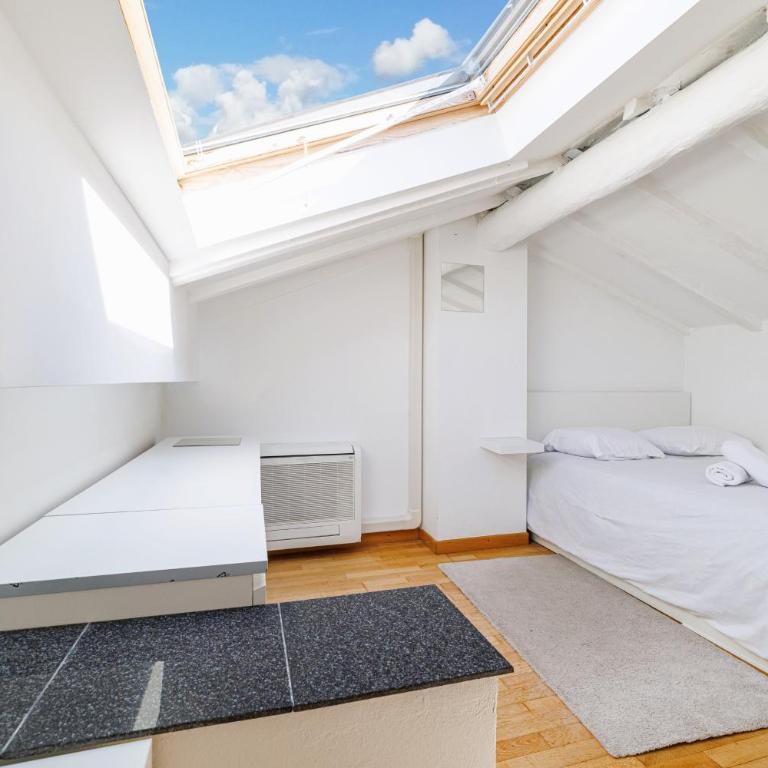 Spacieux duplex - Carré d'or - à 2 min de la mer - Appartement 1 Chambre - 5