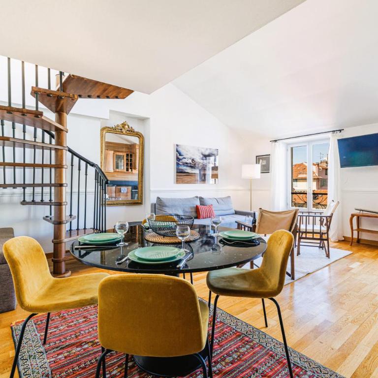 Spacieux duplex - Carré d'or - à 2 min de la mer - Appartement 1 Chambre - 1