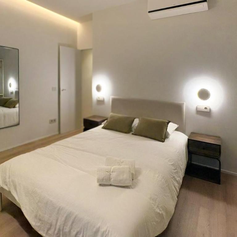 Lux Apartments Park Glories - One-Bedroom Standard Apartment - 6