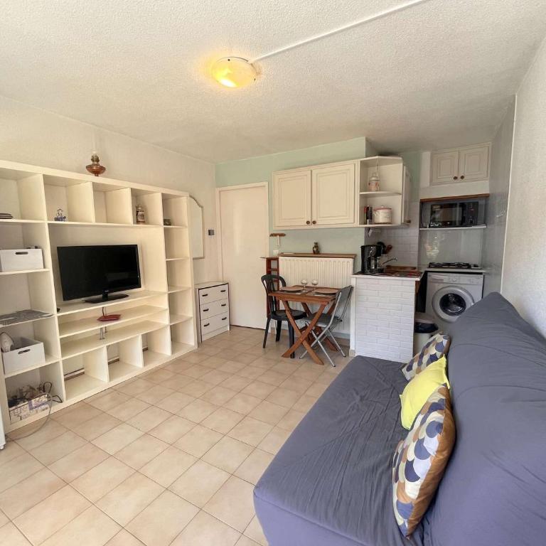 SR040-A22 Appt Studio cabine 4 personnes ST RAPHAEL - Apartamento de 1 dormitorio - 3