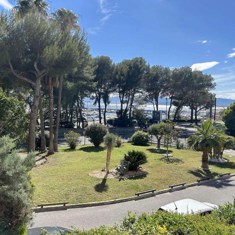 SR040-A22 Appt Studio cabine 4 personnes ST RAPHAEL - Apartamento de 1 dormitorio - 2