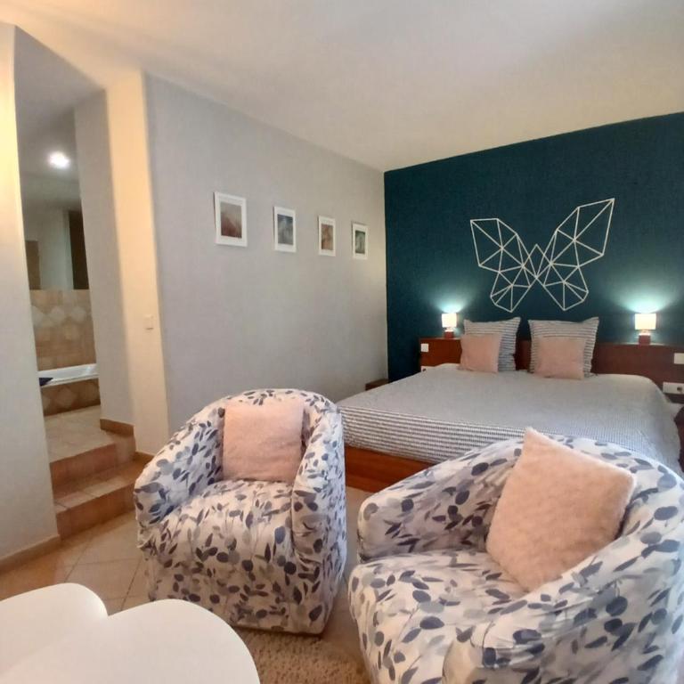 Mas Bella Vida - Chambres d'Hôtes - Chambre Lit King-Size - Vue sur Jardin - 3