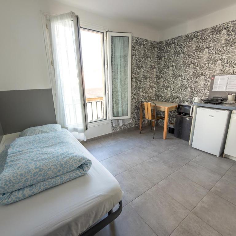 Alpazur - Single Room with Bathroom - 1