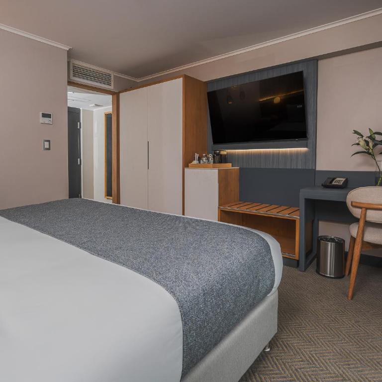 Sonesta Hotel Miraflores - Superior King Room - 5