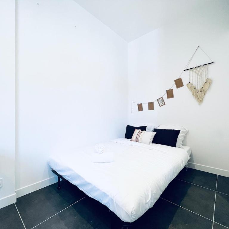 347 PB 2 Studio PartDieu - One-Bedroom Apartment - 1