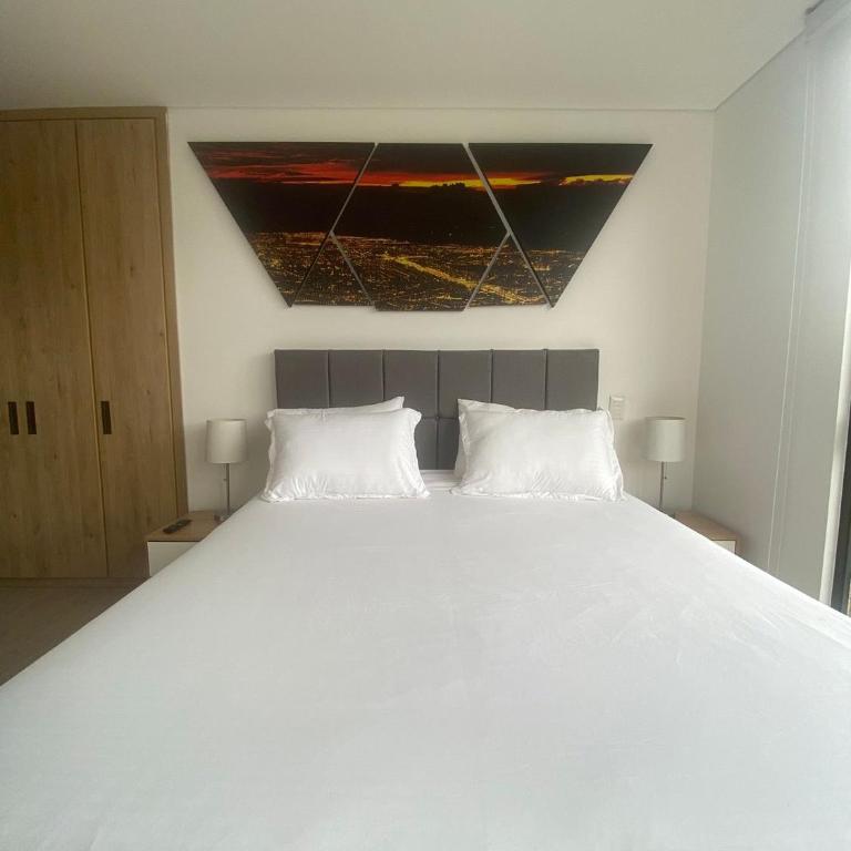 Edificio Benyalt - Two-Bedroom Deluxe Apartment with Balcony - 5