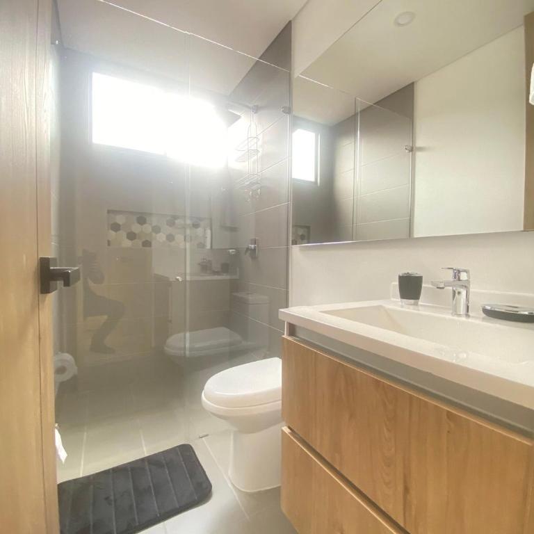 Edificio Benyalt - Two-Bedroom Deluxe Apartment with Balcony - 9