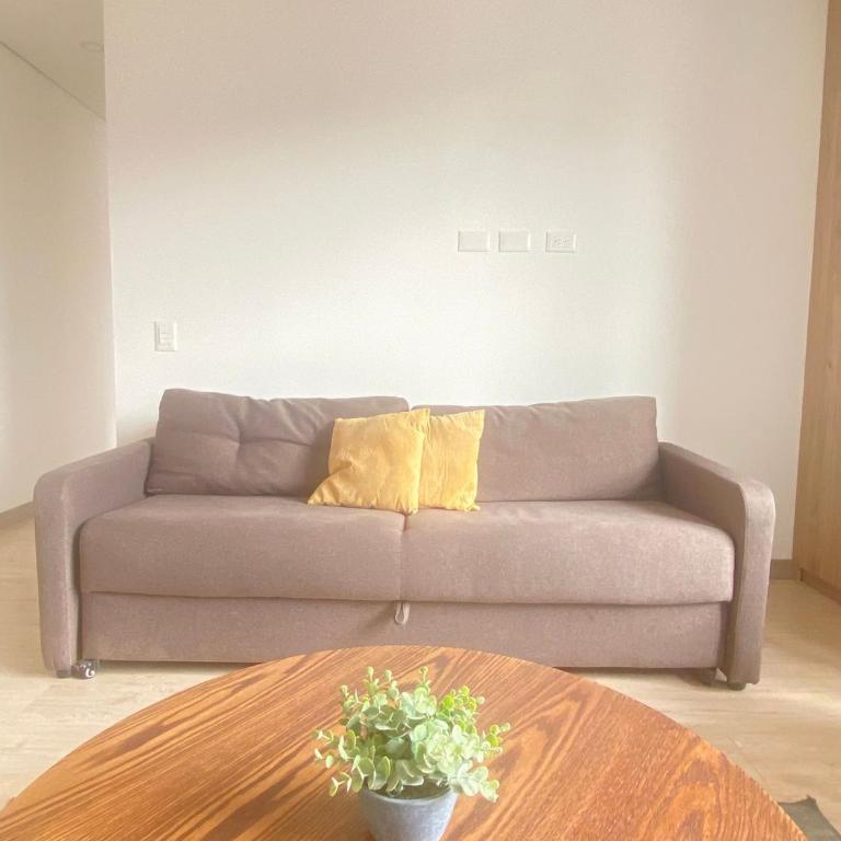 Edificio Benyalt - Two-Bedroom Deluxe Apartment with Balcony - 20