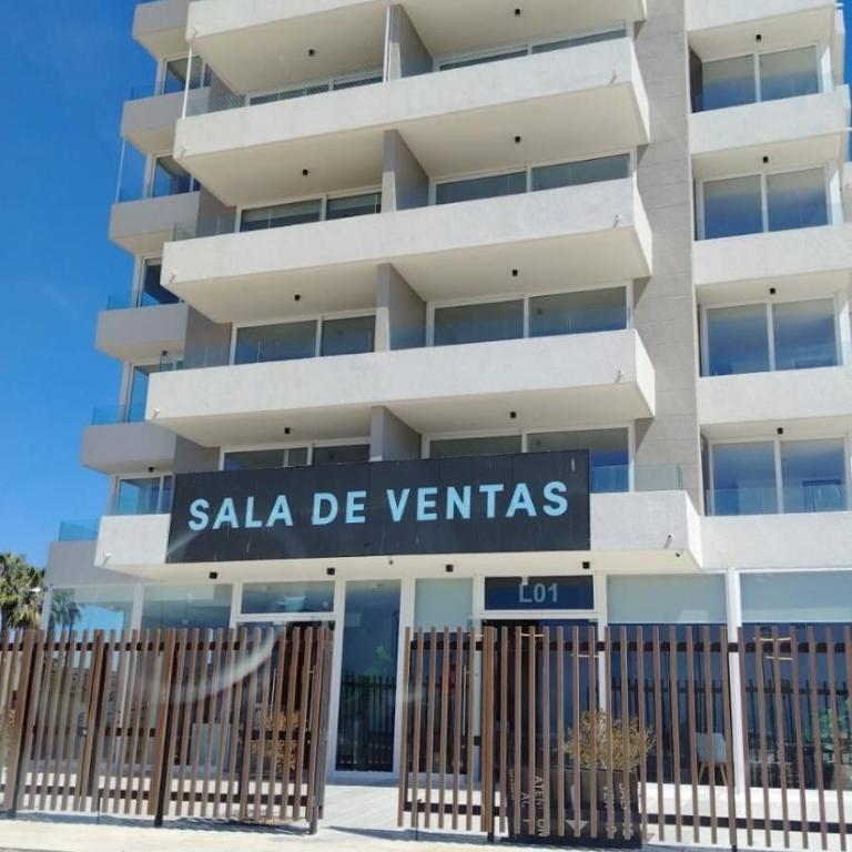 Departamento Frente al Mar - Two-Bedroom Apartment - 35